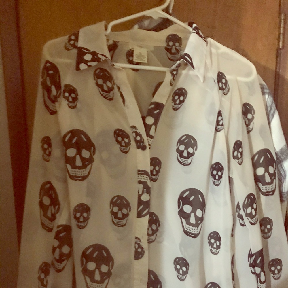 Skull blouse